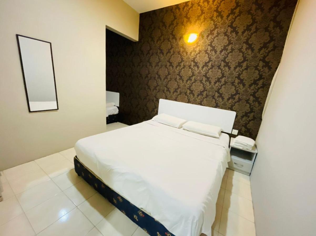 M Hotel Johor Bahru Esterno foto