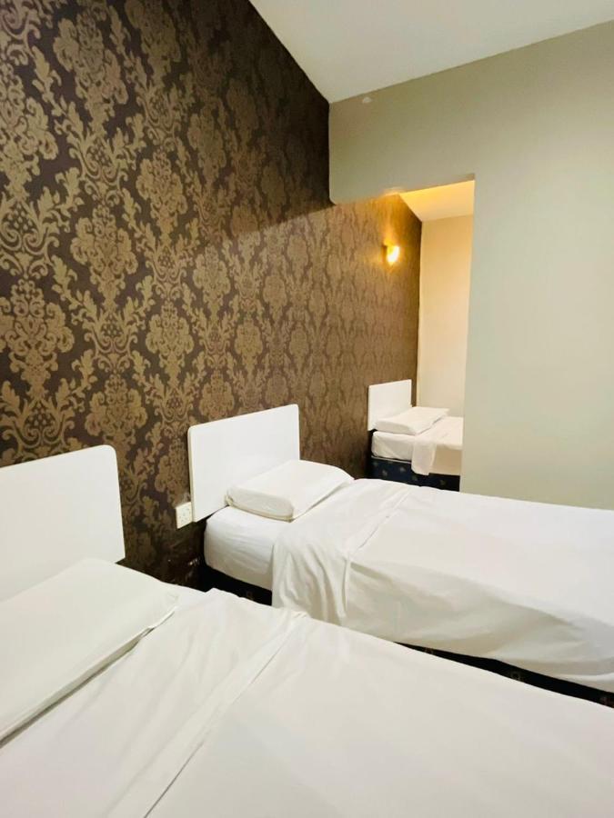 M Hotel Johor Bahru Esterno foto